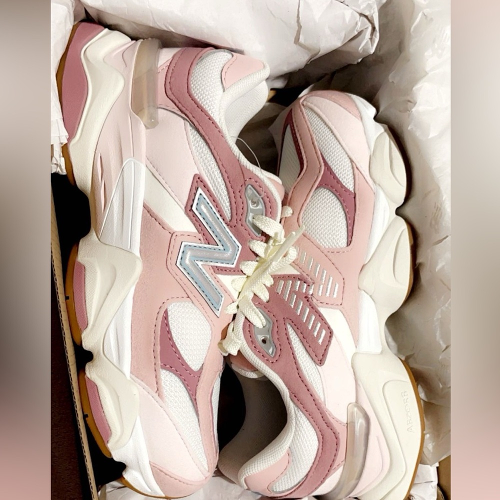 New balance 9060
